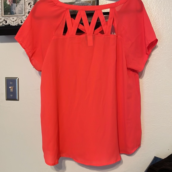 TORRID GEORGETTE CAGE FRONT TOP SIZE 00 (SIZE 10) NEON CORAL - Picture 4 of 4